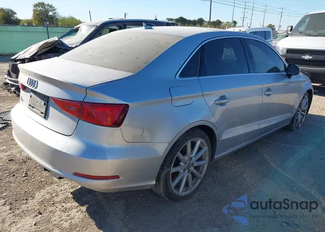 2015 Audi A3 1.8T Premium z USA, uszkodzony, nr VIN WAUCCGFF5F1025954